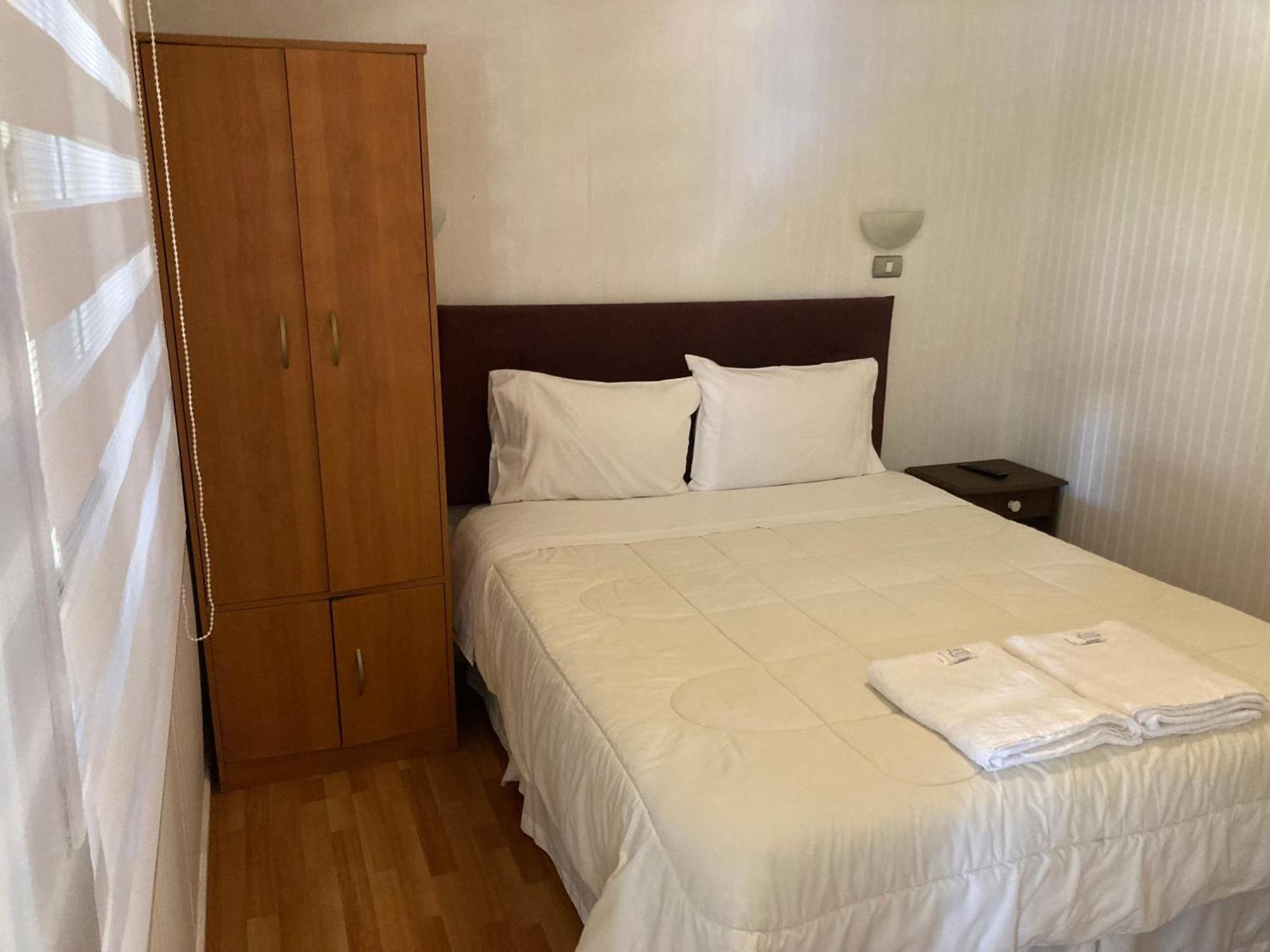Hostal Argentina Osorno Esterno foto